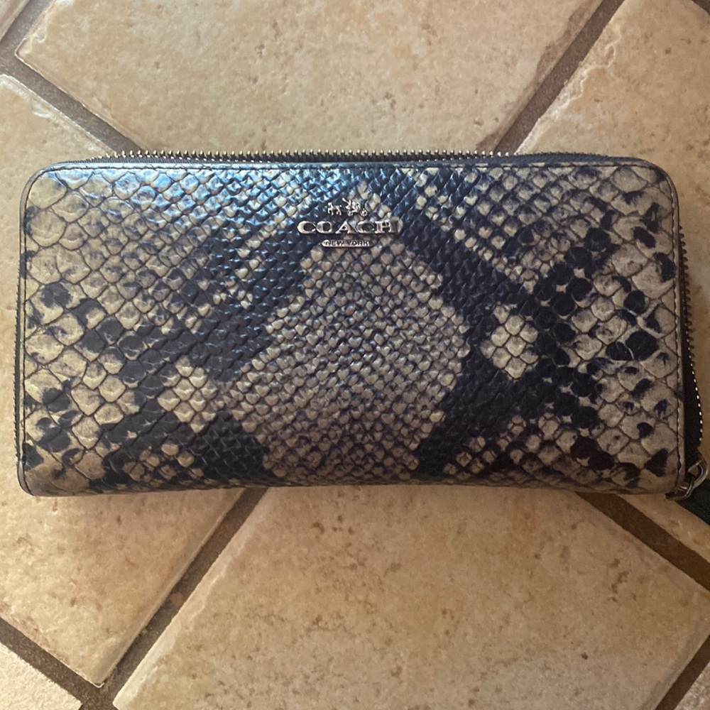 Coach wallet